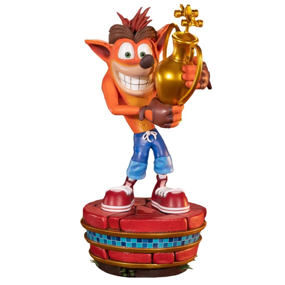 פסל אספנות – Crash Team Racing™ Nitro-Fueled – Crash (Winner)