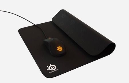 משטח לעכבר לגיימרים SteelSeries QcK+ Large 450x400x2mm