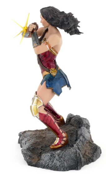 Wonder Woman 9" PVC Figure - פסל וונדר וומן