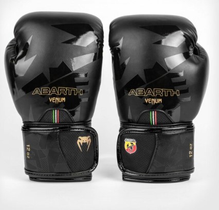 כפפות  איגרוף מקצועיות ABARTH x VENUM Boxing Gloves
